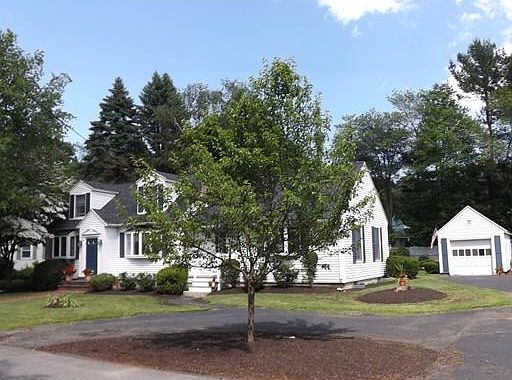 2nd image of 17 Pinecrest Ave