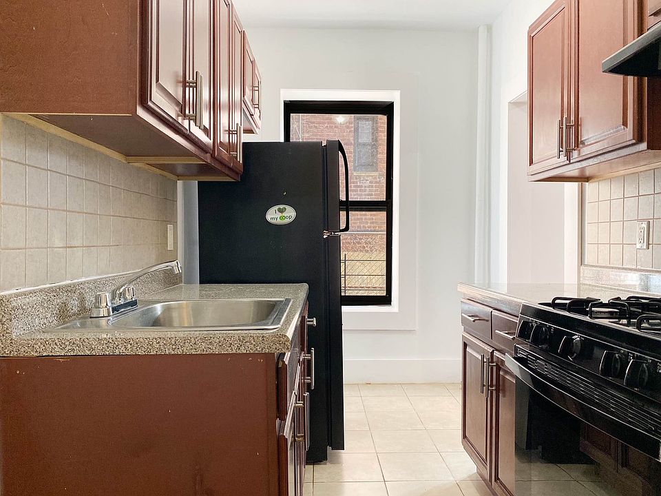 1st image of 538 E 21st St APT A1