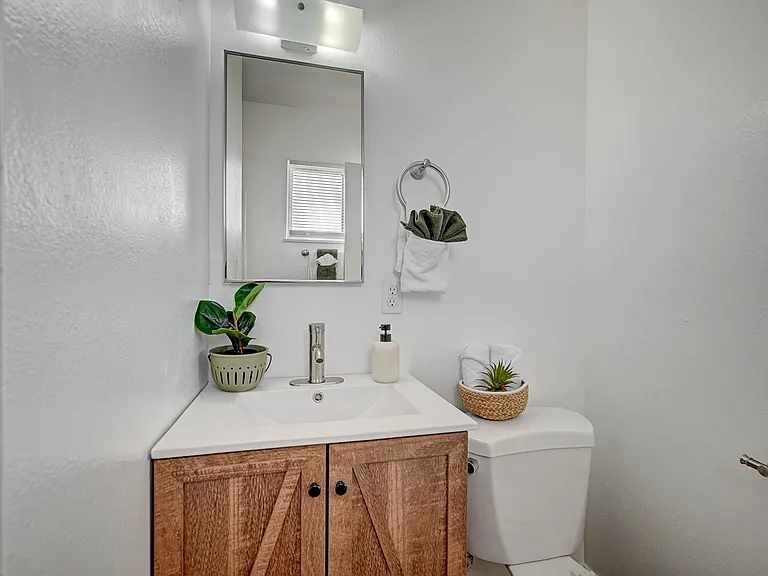 4047 Maple Hill Rd — Photo 14