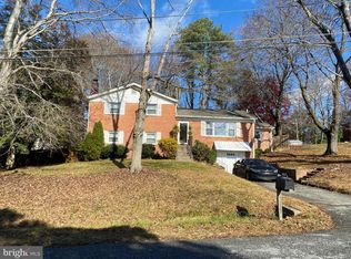 9540 Sherwood Dr, Upper Marlboro, MD 20772