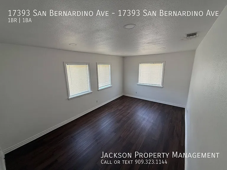 17393 San Bernardino Ave #17393 SAN BERNARDINO — Photo 3