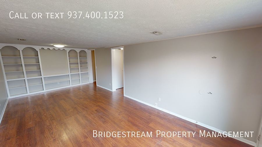 1st image of 854 Randler Ave