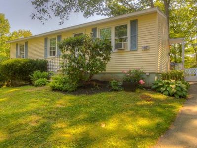 87 Sims Ave, Portsmouth, NH, 03801