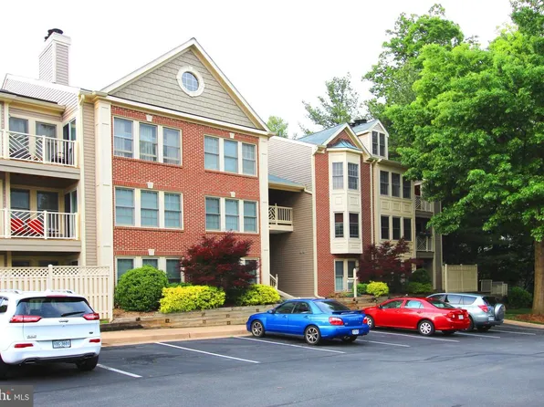 3801 Ridge Knoll Ct Unit 210A, Fairfax, VA 22033