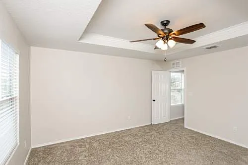 490 Walnut Crst — Photo 6