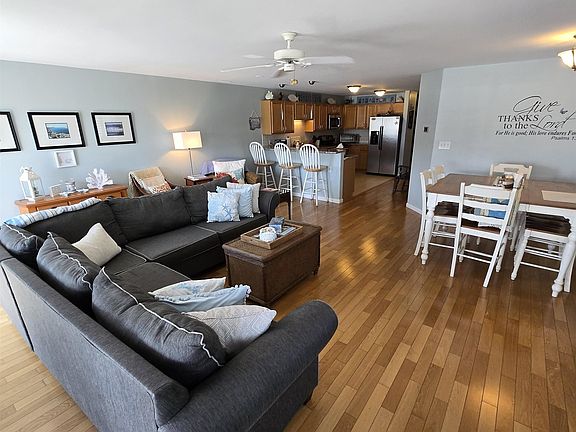 2nd image of 2508 Surf Ave #200