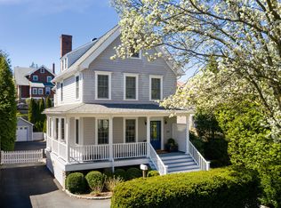 124 Havemeyer Pl, Greenwich, CT 06830