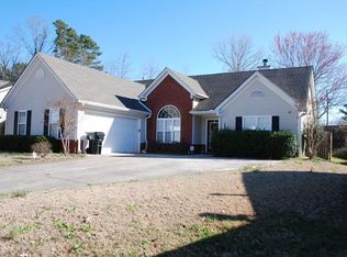 78 Burts Crossing Dr, Dawsonville, GA 30534