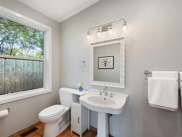 15265 Arnold Dr — Photo 35