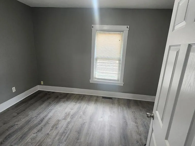 120 Southgate St — Photo 8