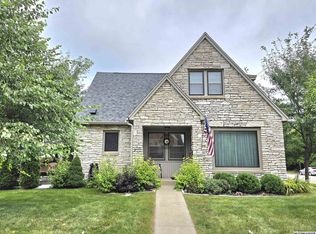 330 E State St, Mason City, IA 50401