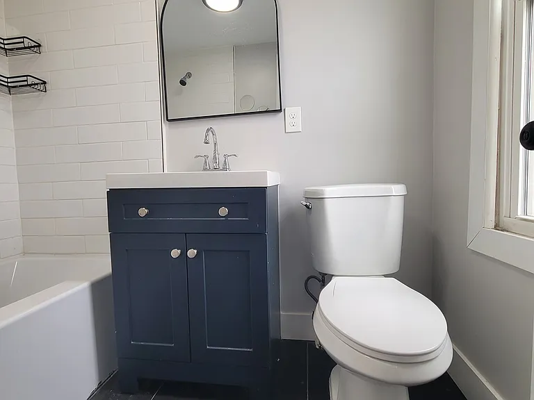 41 Main St #2B — Photo 6