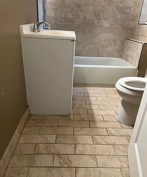 7741 S Yates Blvd — Photo 9