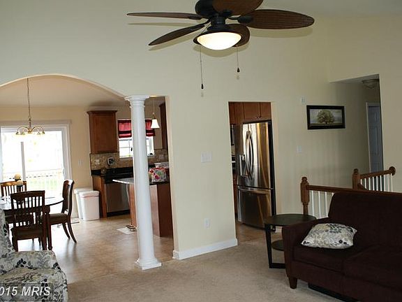 4th image of 1511 Barrack Ln