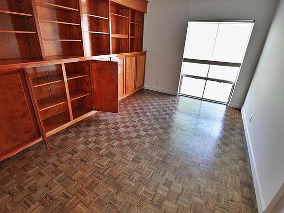 4th image of 1400 Kenesaw Ave APT 12M