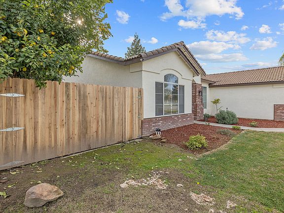4th image of 2249 W Perez Court