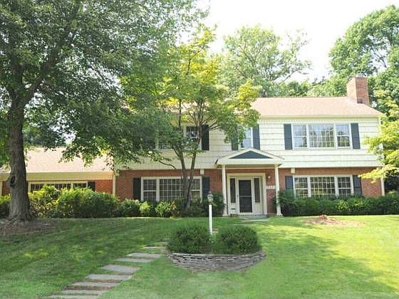 1st image of 7414 Park Terrace Dr