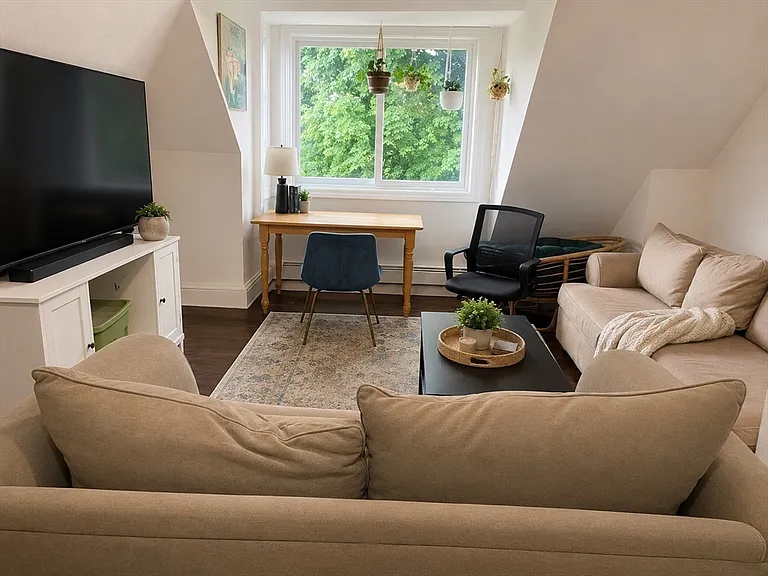 60 Calumet St #3 — Photo 11