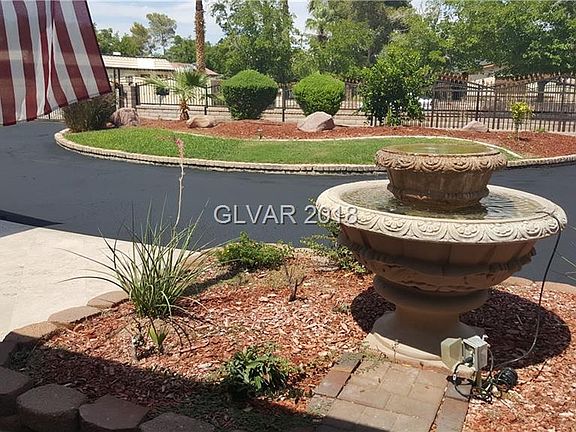 4th image of 5755 Doe Ave