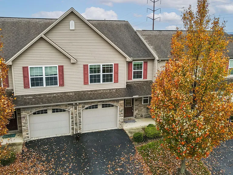 6106 Terry Davis Ct — Photo 2