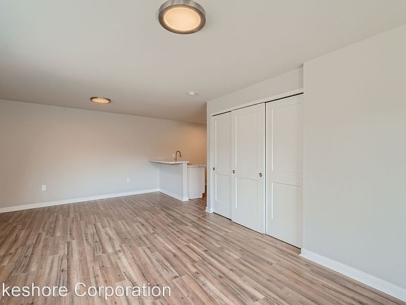 4th image of 2324 Bonair Pl SW #1