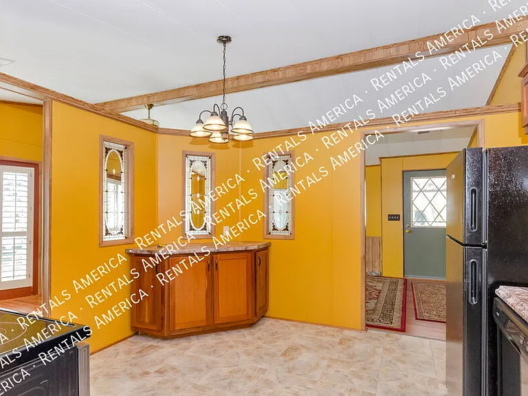 10684 N Stromboli Ave — Photo 3