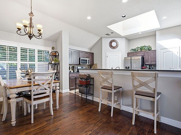 5th image of 9005 Brimstone Ln