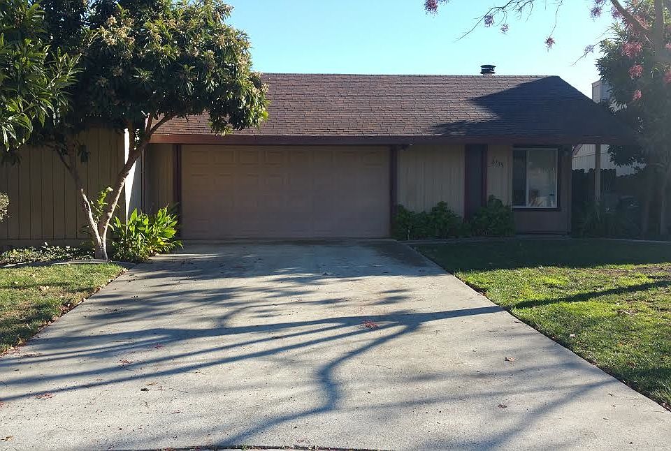 1st image of 2709 Paradise Way
