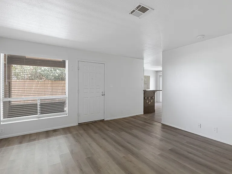 20235 N 3rd Dr #8 — Photo 21