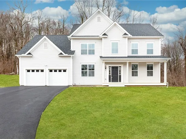 243 Ridgeline Drive, Poughkeepsie, NY 12603
