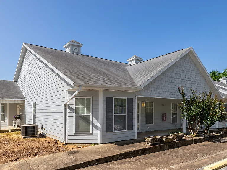 Mariner Pointe — Photo 17