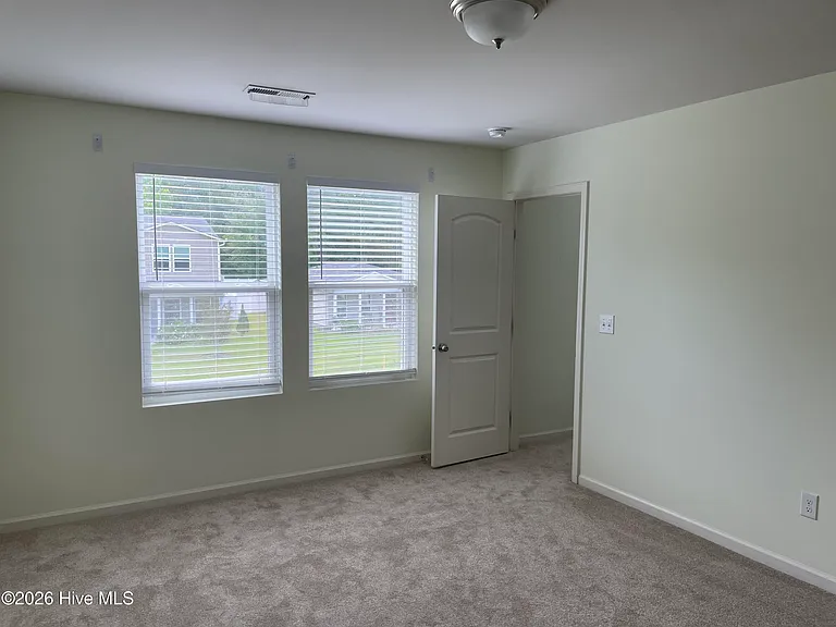 75 SW Shamrock Dr — Photo 17