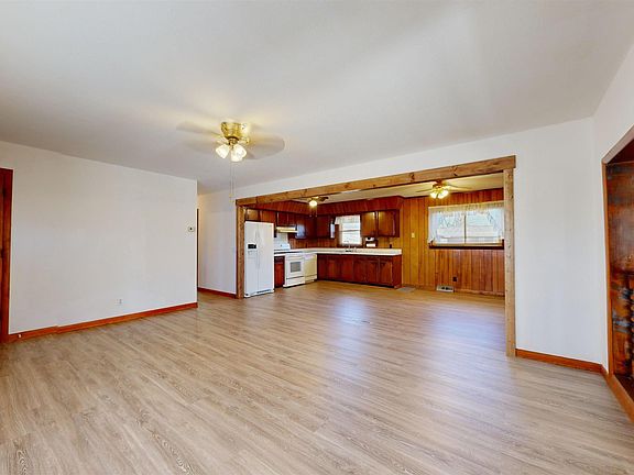4th image of 116 Willow St