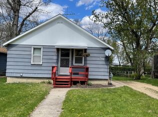 527 8th Ave, Worthington, MN 56187