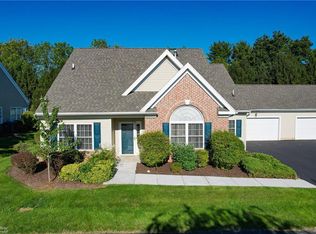 4923 Steeplechase Dr, Macungie, PA 18062