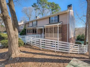 271 Quail Run, Roswell, GA 30076
