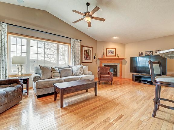 5th image of 1406 35th St