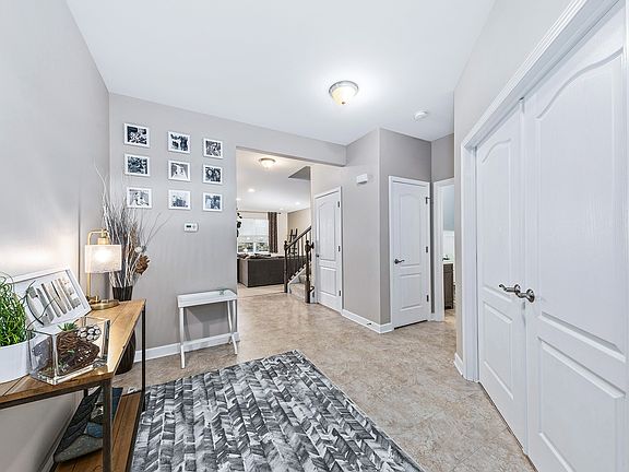 3rd image of 2544 Northwood Ave
