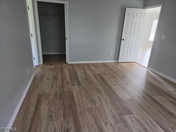 4th image of 395 Palomar Ave