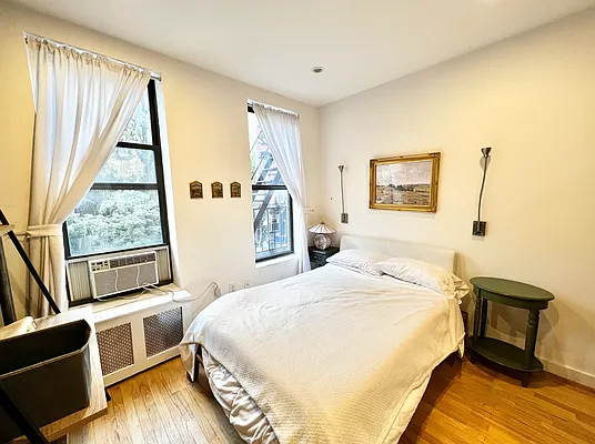 Rented by Oxford Property Group | media 1