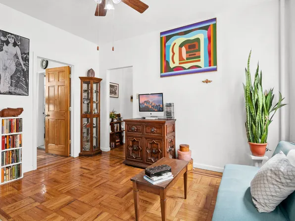 2738 East 19th Street image 1 of 5