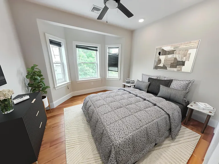 25 Caldwell St #3 — Photo 8
