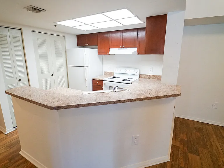 Homestead Colony Apartments — Photo 7