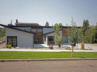 725 Victoria St, Sheridan, WY 82801