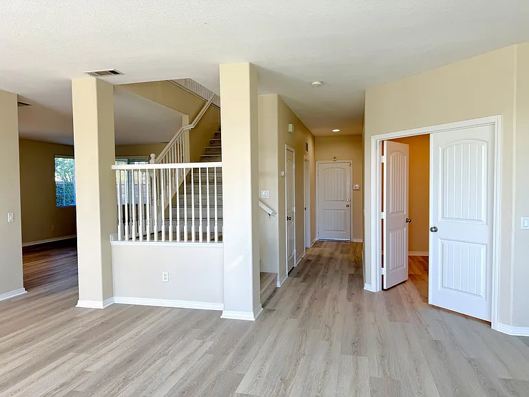 40220 Emily Pl — Photo 23