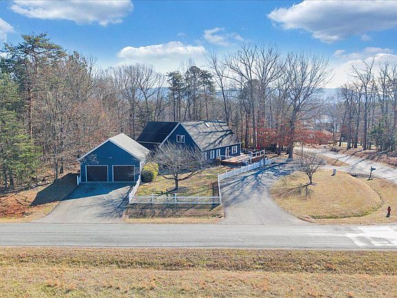 3rd image of 100 Sandpiper Dr
