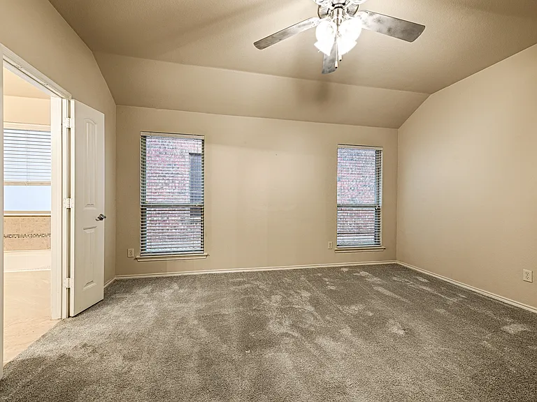 2805 Leslie Ln — Photo 20