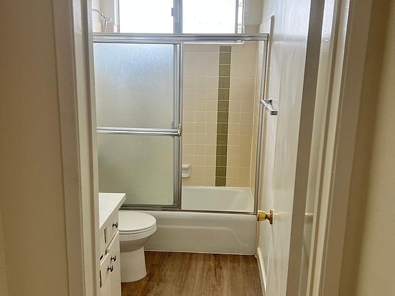 4th image of 12731 Caswell Ave #8