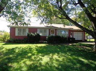 281 W Mayfair Dr, Terre Haute, IN 47802