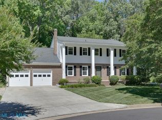 11 Kathy Dr, Poquoson, VA 23662